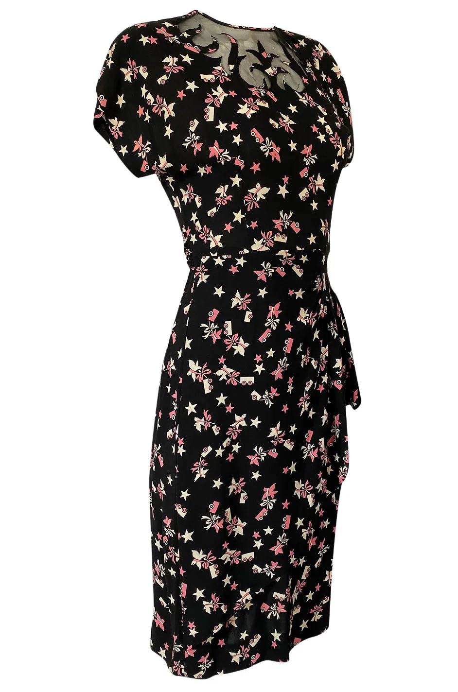 1940s Unlabeled Prettiest Dove & Star Novelty Print Silky Rayon Dress