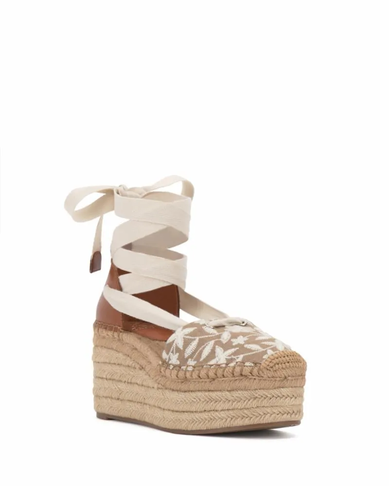 Vince Camuto TISHEA LIGHT TAN CREAM WARM CARAMEL C