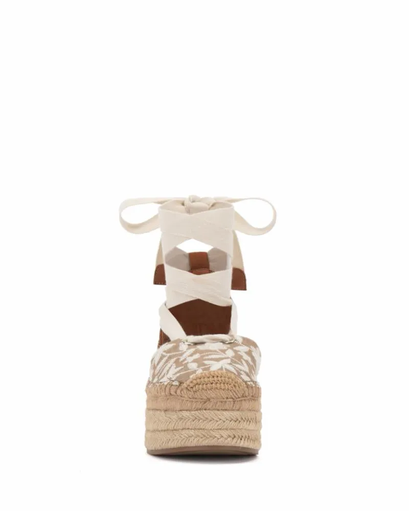 Vince Camuto TISHEA LIGHT TAN CREAM WARM CARAMEL C